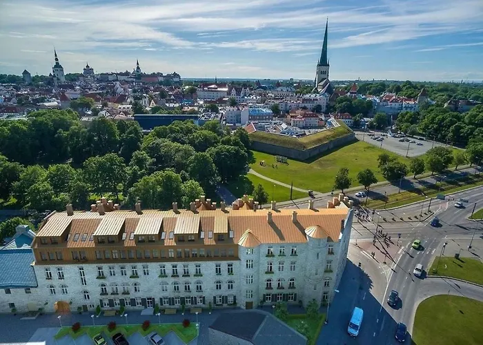 Small Cozy Two-level 9 Appartement *